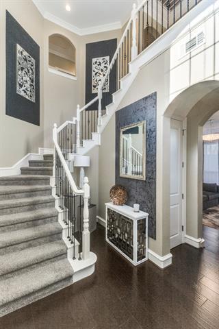 Photo - 4931 Homer St