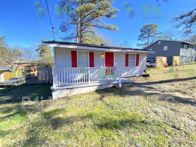 Photo - 8012 Green St