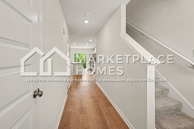 Photo - 4145 Hudson Ct SW