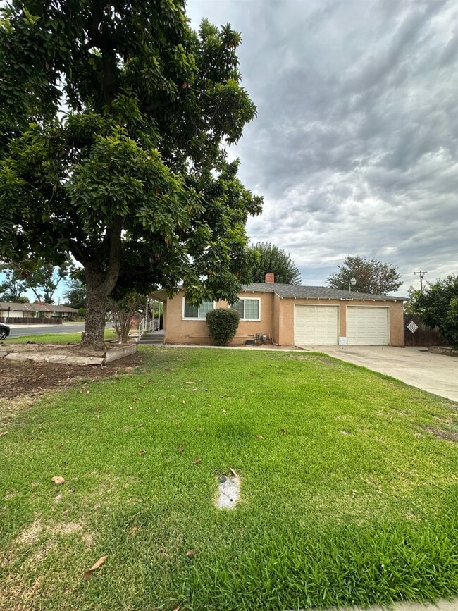 Photo - 707 N Villa Ave