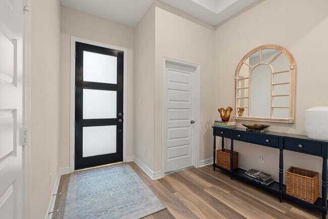 Photo - 28911 Laurel Grove Ln