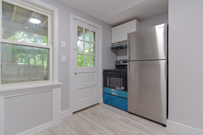 Photo - 781 Main St Unit 2