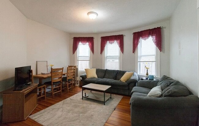 Photo - 65 Wyman St Unidad 1