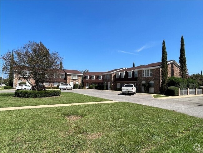 Building Photo - Cypress Crossings Rental