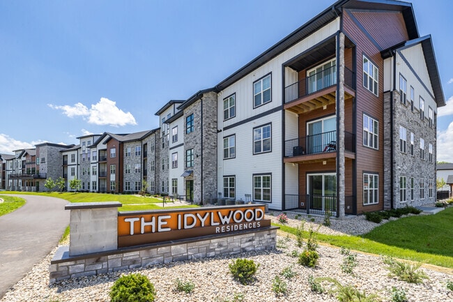 Building Photo - The Idylwood Rental