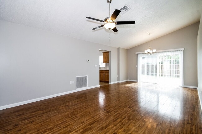 Photo - 1032 Malletwood Dr