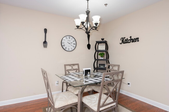 Photo - 4757 Tatton Park Cir Unidad Tatton Park Apartments