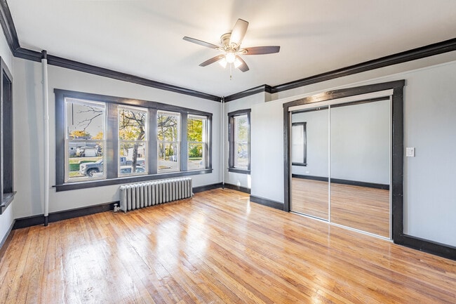 Photo - 6213 S Loomis Blvd