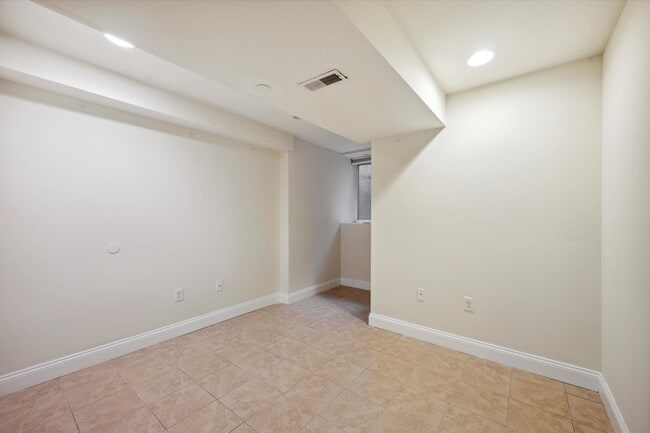 Photo - 1705 Arlington St Unit A