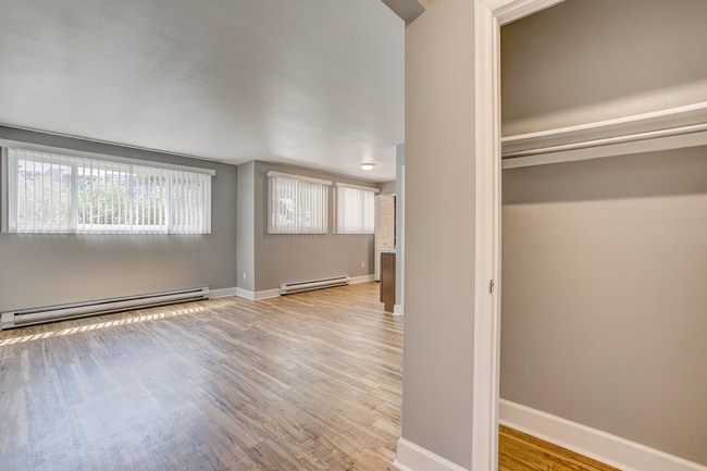 Photo - 1030-2601 Davidson Dr