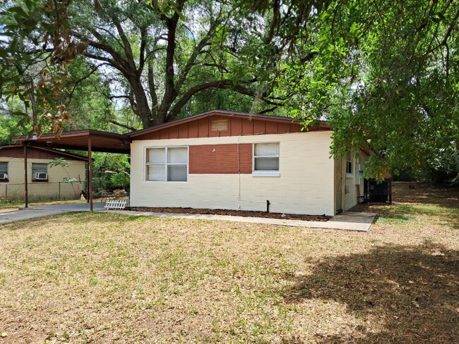 Photo - 6986 Goldilocks Ln