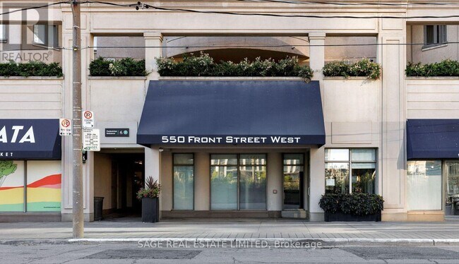 Photo - 550 Front St W Unit 438