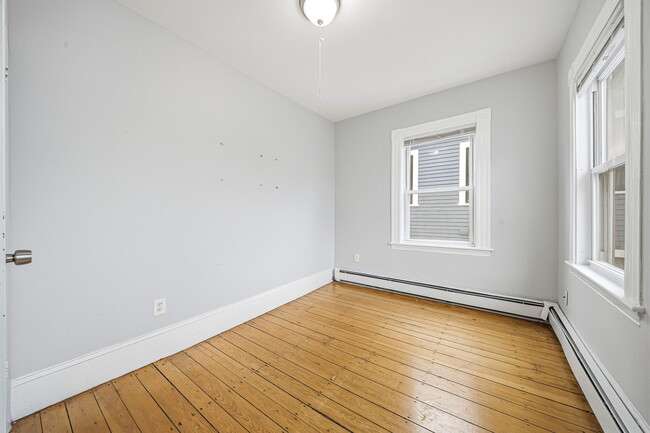 Photo - 12 Osborne Street Unit 2