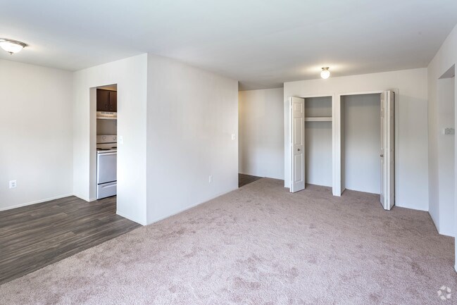 Photo - Cherokee Hills Apartments