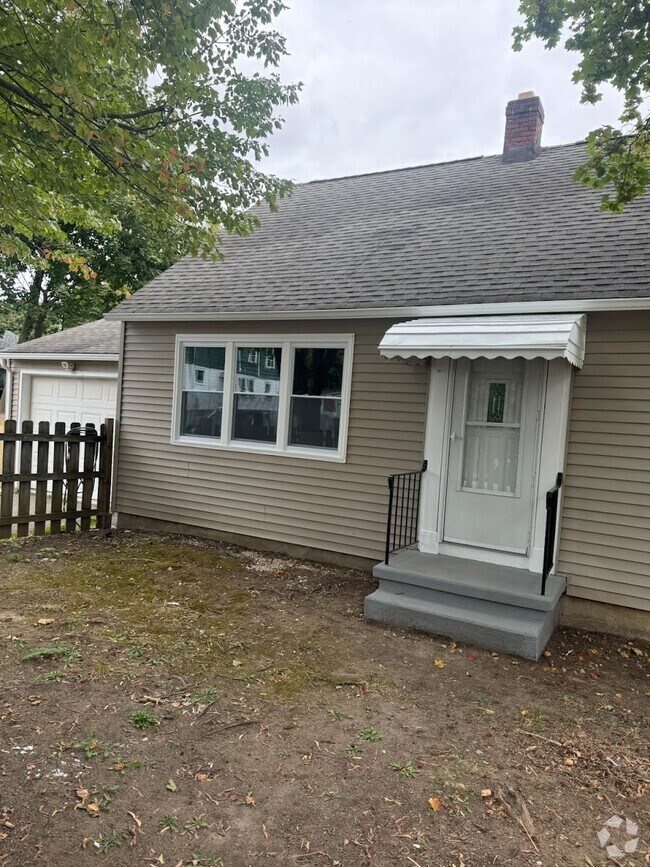 Rentals with a Garage near Bantam CT 1 Rentals