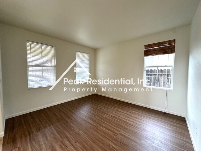 Photo - Spacious Marysville 5bd/3ba Home With Loft Area!