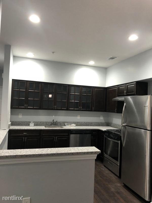 Photo - 2 br, 2 bath Condo - 623 English Court