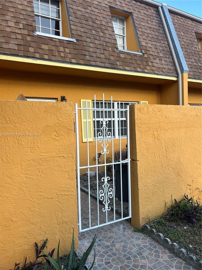 Photo - 2652 NW 60th Way