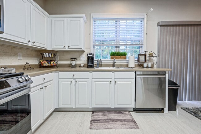 Photo - 206 Persimmon Tr Unit SI ID1234822P