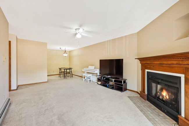 Photo - 2564 Branch St Unit 12