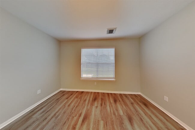 Photo - 22523 Willhanna Dr