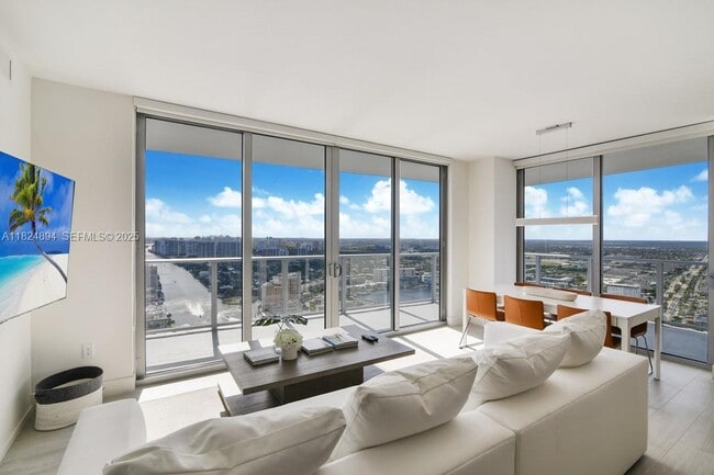 Building Photo - 4010 S Ocean Dr Unit T3708