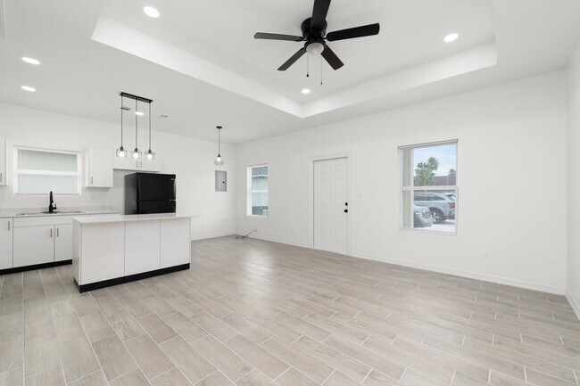 1801 Atrium Place Dr