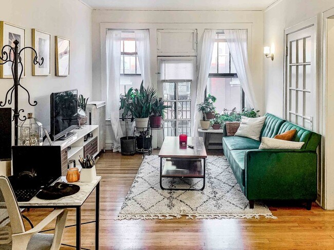 Photo - 618 W Oakdale Ave Unidad 436-1H