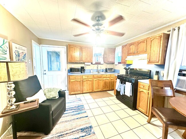 Photo - 3760 Addis Ln