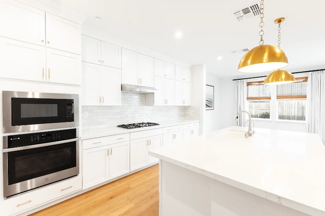 Photo - 7511 Amonde Wy