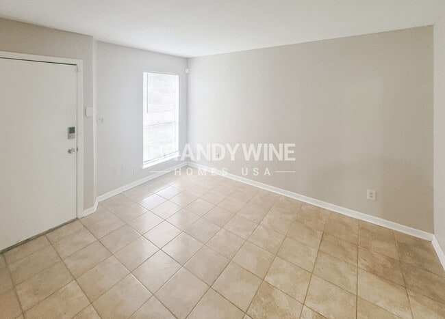 Photo - 4534 Valley Stream Dr