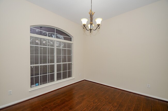 Photo - 5910 Llano Creek Dr