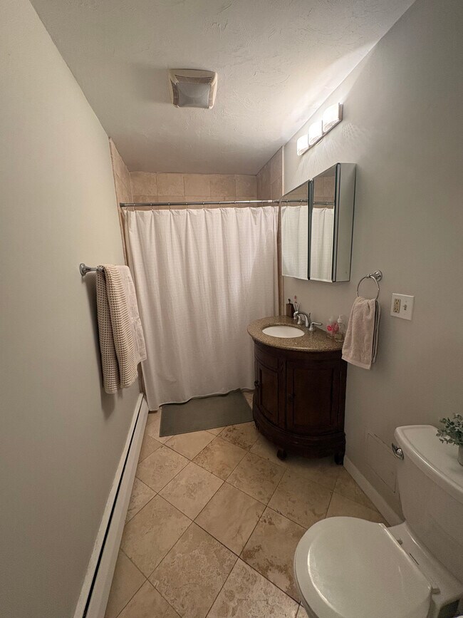 Photo - 63 Selkirk Rd Unidad 8