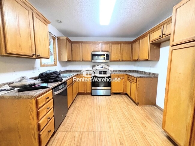 Photo - 6914 Aubrey Ct