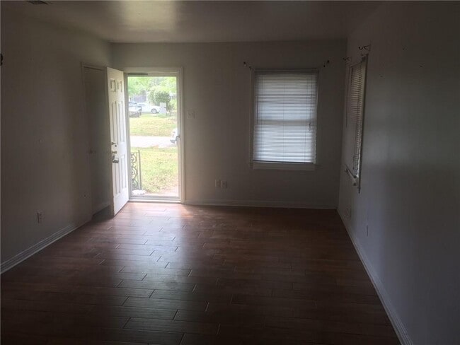 Photo - 3104 Rand Ct