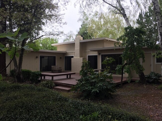 Photo - 3 B/R 2.5 BA-Beautiful Home in Nice Yuba City Neighborhood AVAILABLE NOW