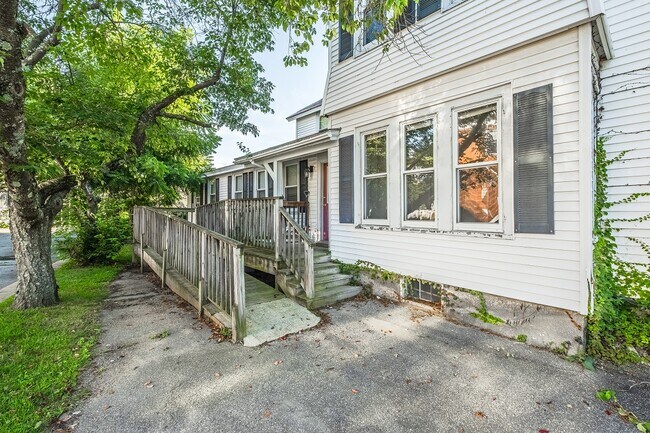 Photo - 41 Centre St.