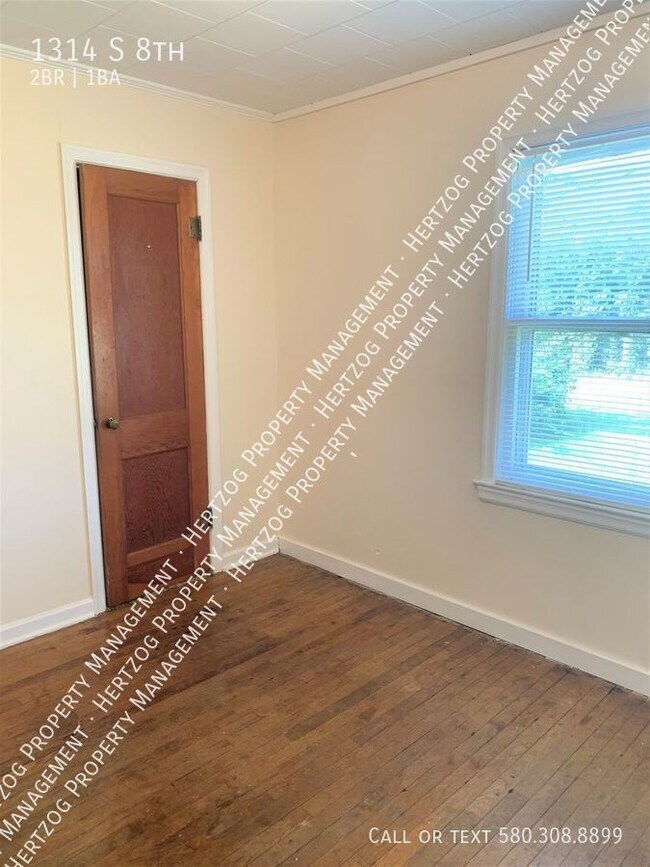 2 Bedroom 1 Bathroom Duplex! Rental For Rent in Ponca City, OK