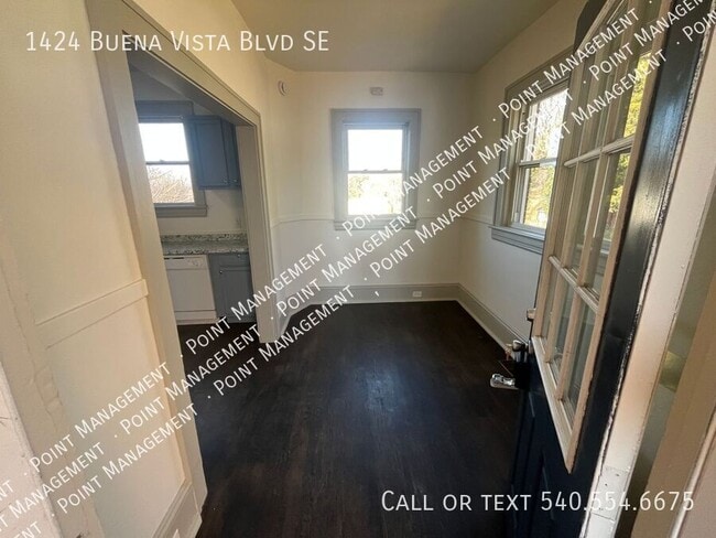 Photo - 1424 Buena Vista Blvd SE