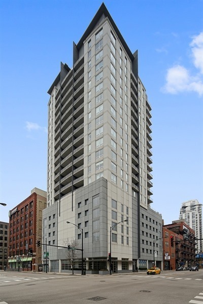 Photo - 330 W Grand Ave Condo Unit 1706