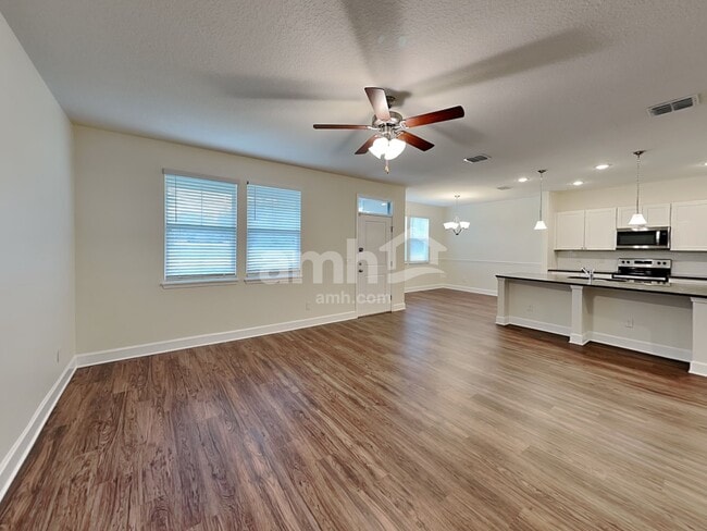 Photo - 2437 S Park Ave