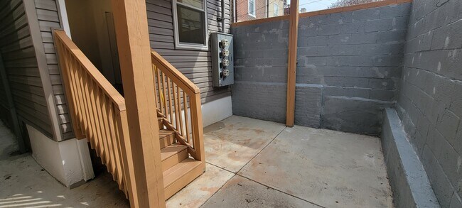 Photo - 2230 Christian St Unit 1