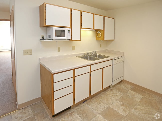 Photo - Otter Creek Apartments