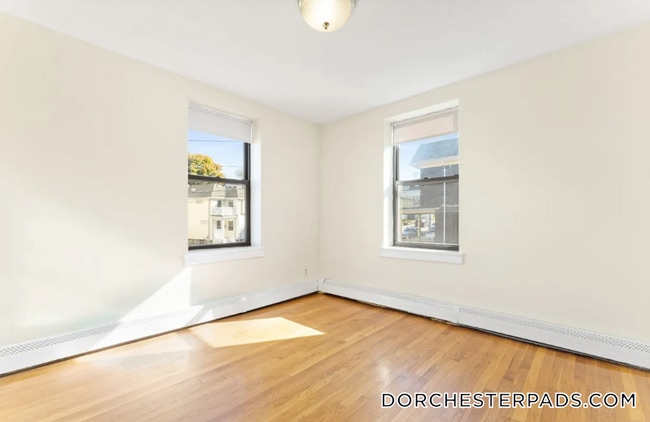 Photo - 11 Victory Rd Unidad 27