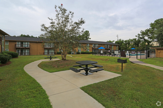 Fountains of Edenwood - Fountains of Edenwood Apartments