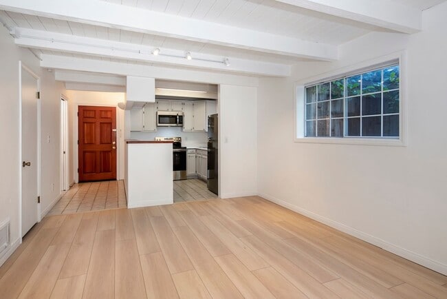 Photo - 2 BED/1.5 BATH ON THE MESA!!!