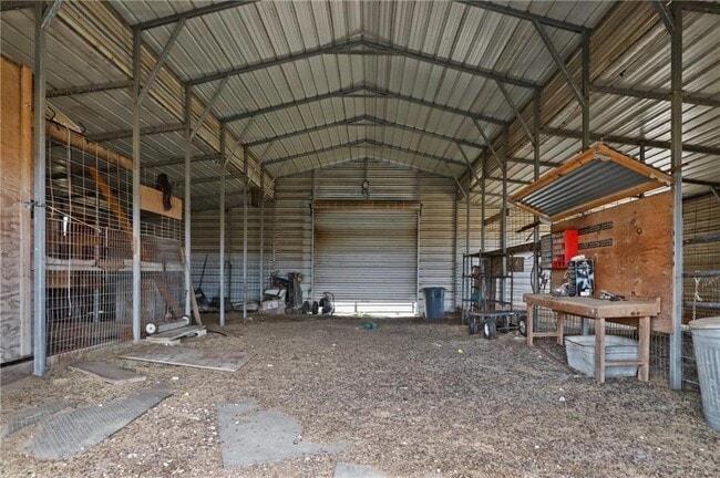 Photo - 13605 Ralph Ritchie Rd