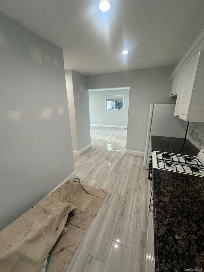 Photo - 159-24 80th St