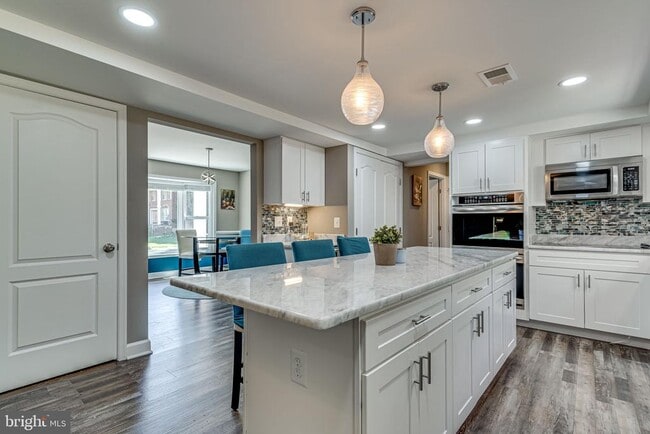 Photo - 11315 Demmy Way