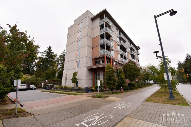 Building Photo - Studio Suite located within a Friendly Com... Unit 606